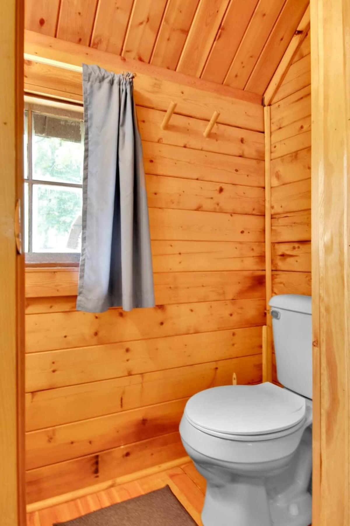 Lovely Rustic Cabin In Блумінгтон Екстер'єр фото